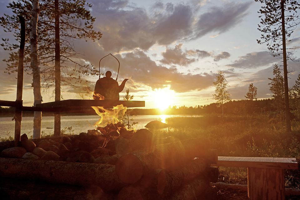 Ein Blick vom Farmufer über den See