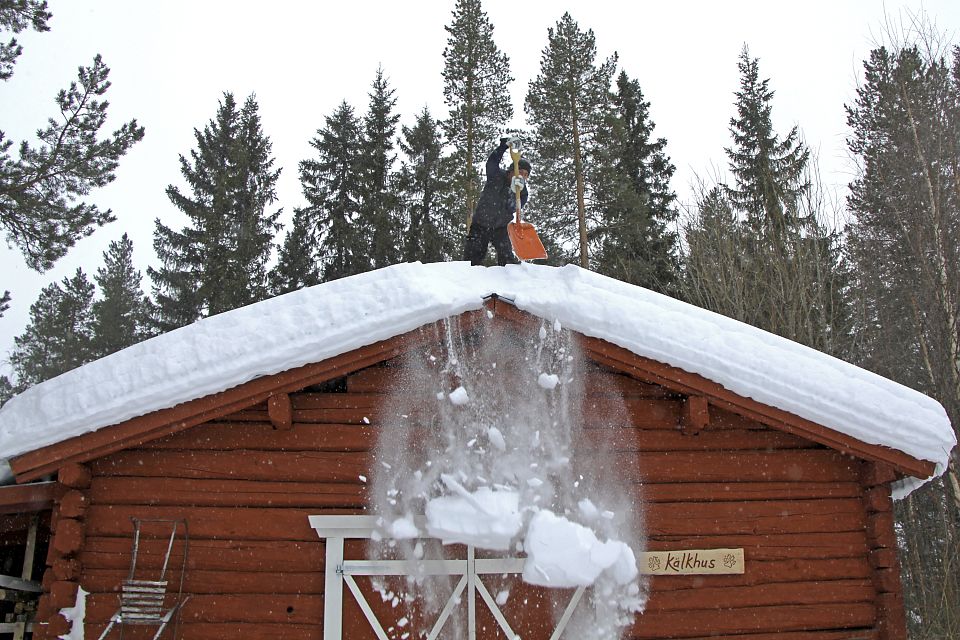 Wenn die Schneelast zu hoch wird...